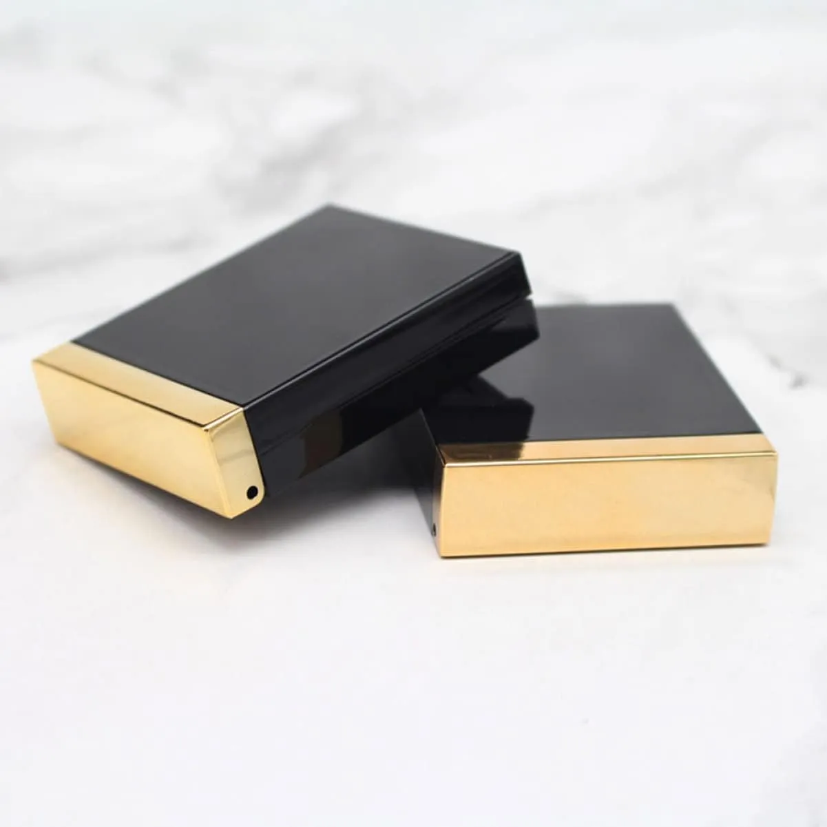 3sets Empty Blusher Containers Durable Eyeshadow Storage Cases for DIY Cosmetics Lightweight Makeup for Travel for Blush Eyeshadow Lipstick and More 2pcs*3