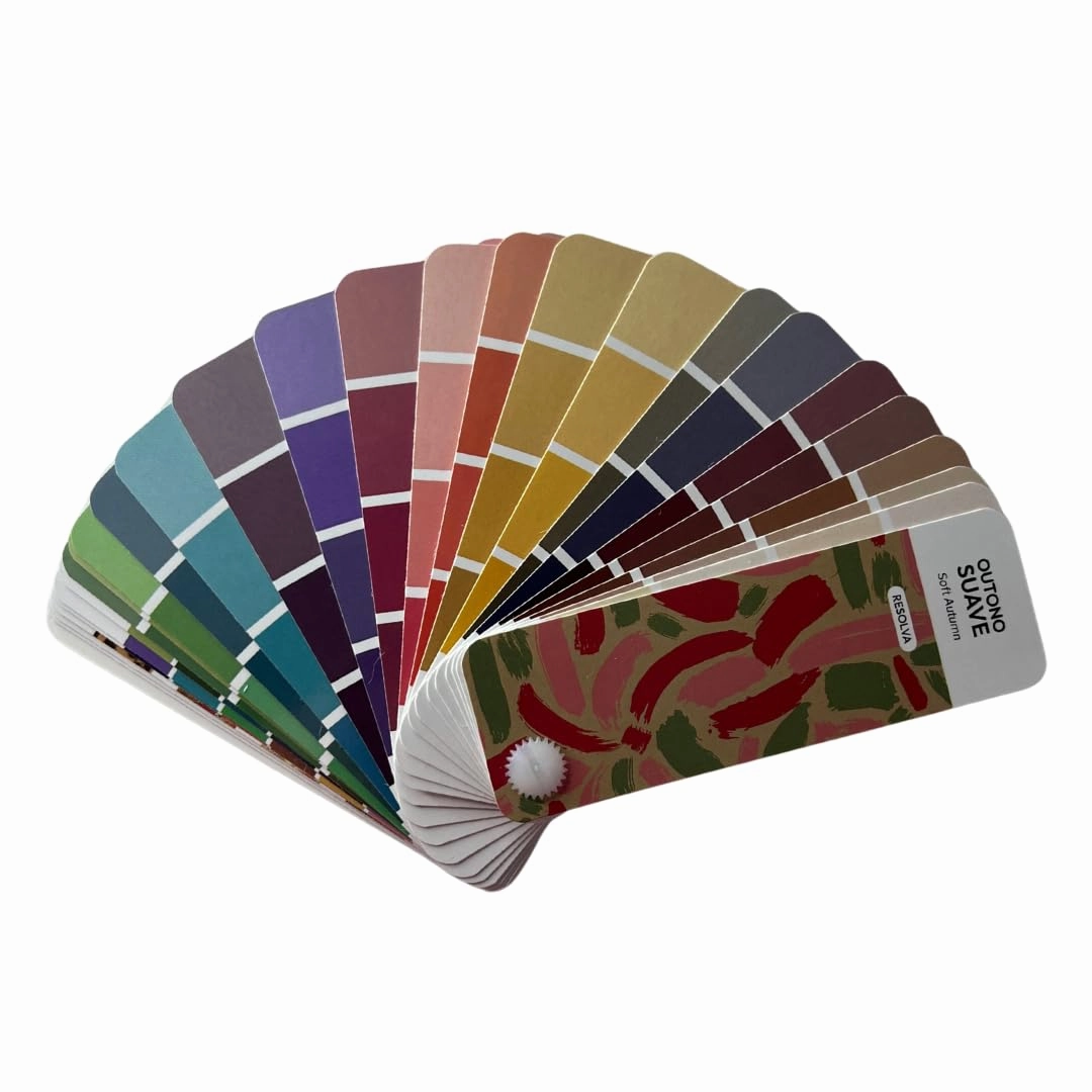 Bilingual Soft Autumn Palette Color Fan by Resolva Meu Look, Personalized Guide for Cost Saving, Smart Shopping, Outfit & Wardrobe Planning; Outono Suave/Otoño Suave