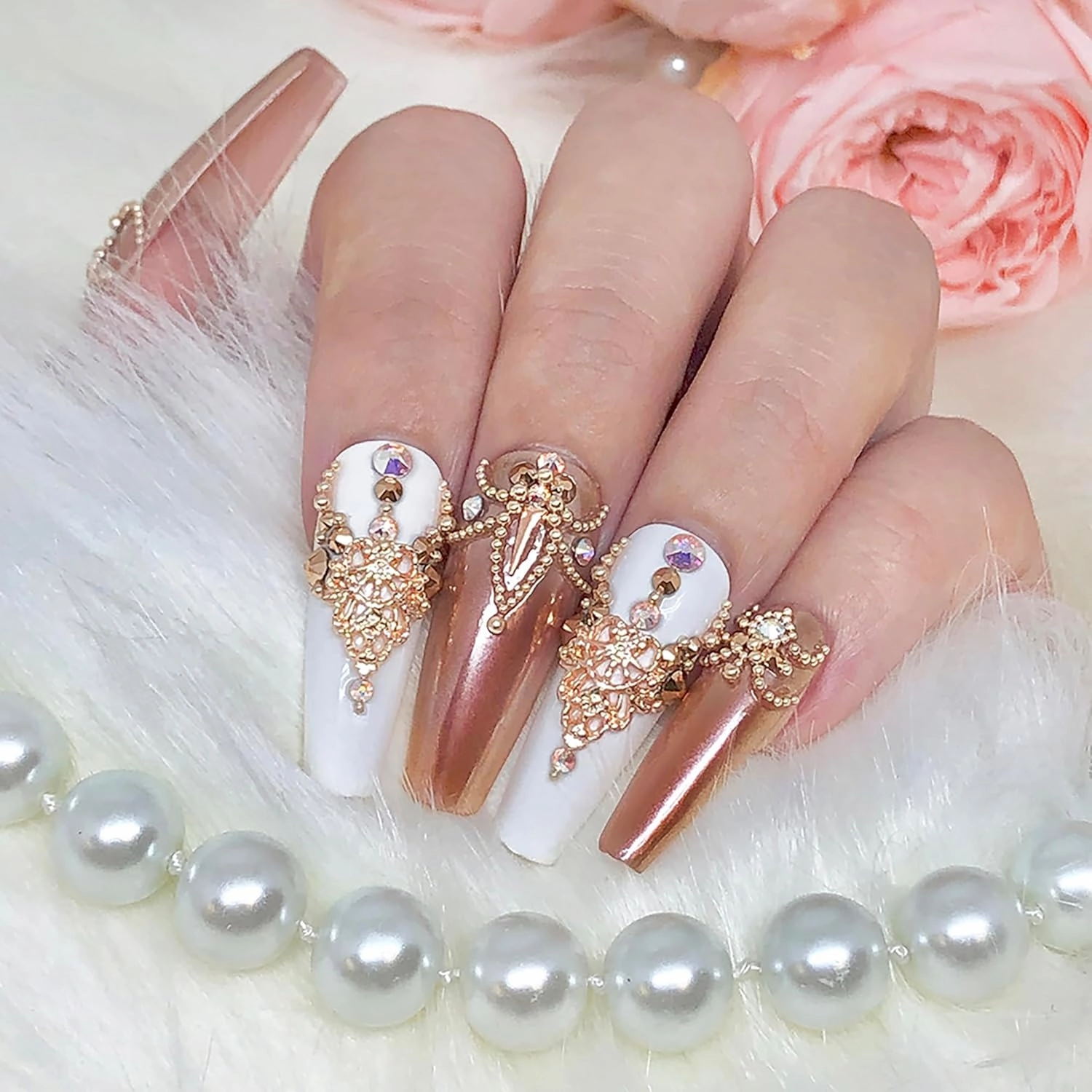 Daily Chrome Mirror Chrome Nail Powder (Rose Gold) 1g, Metallic Nail Art Dip Powder, Mirror Effect Manicure Chrome Powder, Home DIY/Nail Salon