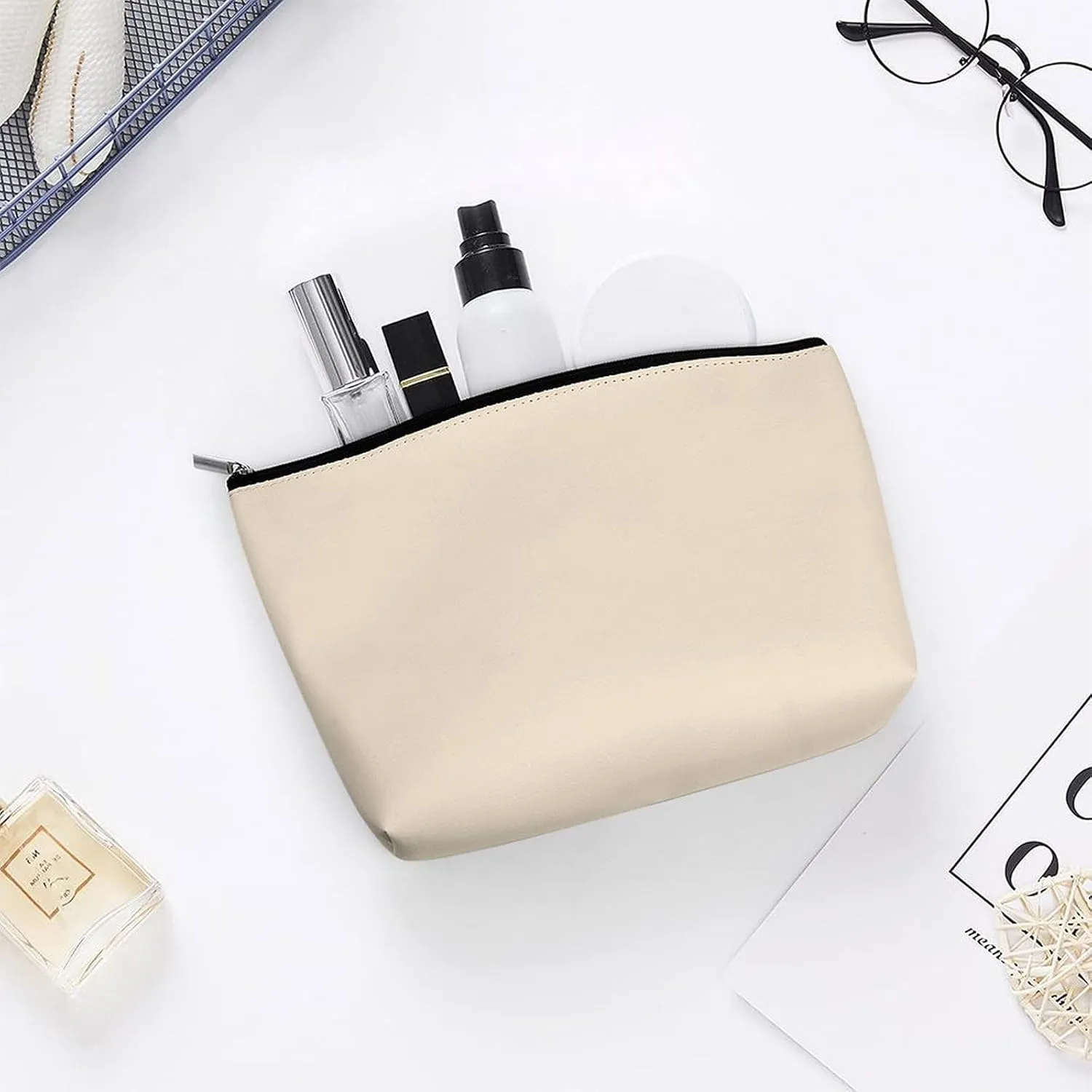 Elegant Makeup Bag, Champagne Metallic Solid Color Classic Elegant Cosmetic Bag Large Capacity Pouch Portable Organizer for Men & Women