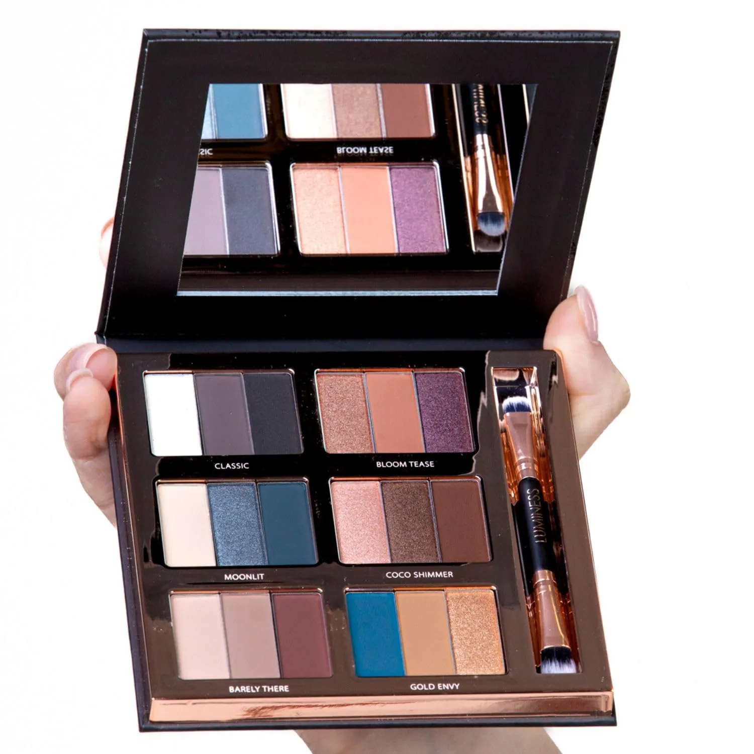 LUMINESS Airbrush Flawless 4-PC Makeup Kit - Includes Eyeshadow Palette, Airbrush Foundation, Primer & Makeup Brushes - Long-Lasting, Silky, Easy to Blend Make Up Set, Travel Size (04 - Medium)