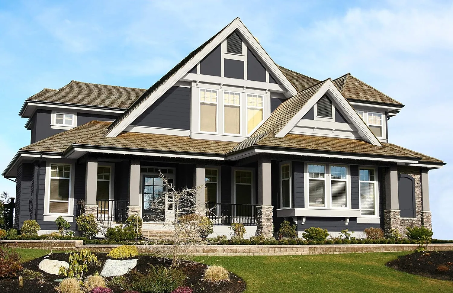 Rodda Paint CASCADIA XL Exterior Velvet All Seasons Paint & Primer in One, 5-Gallon, Midnight