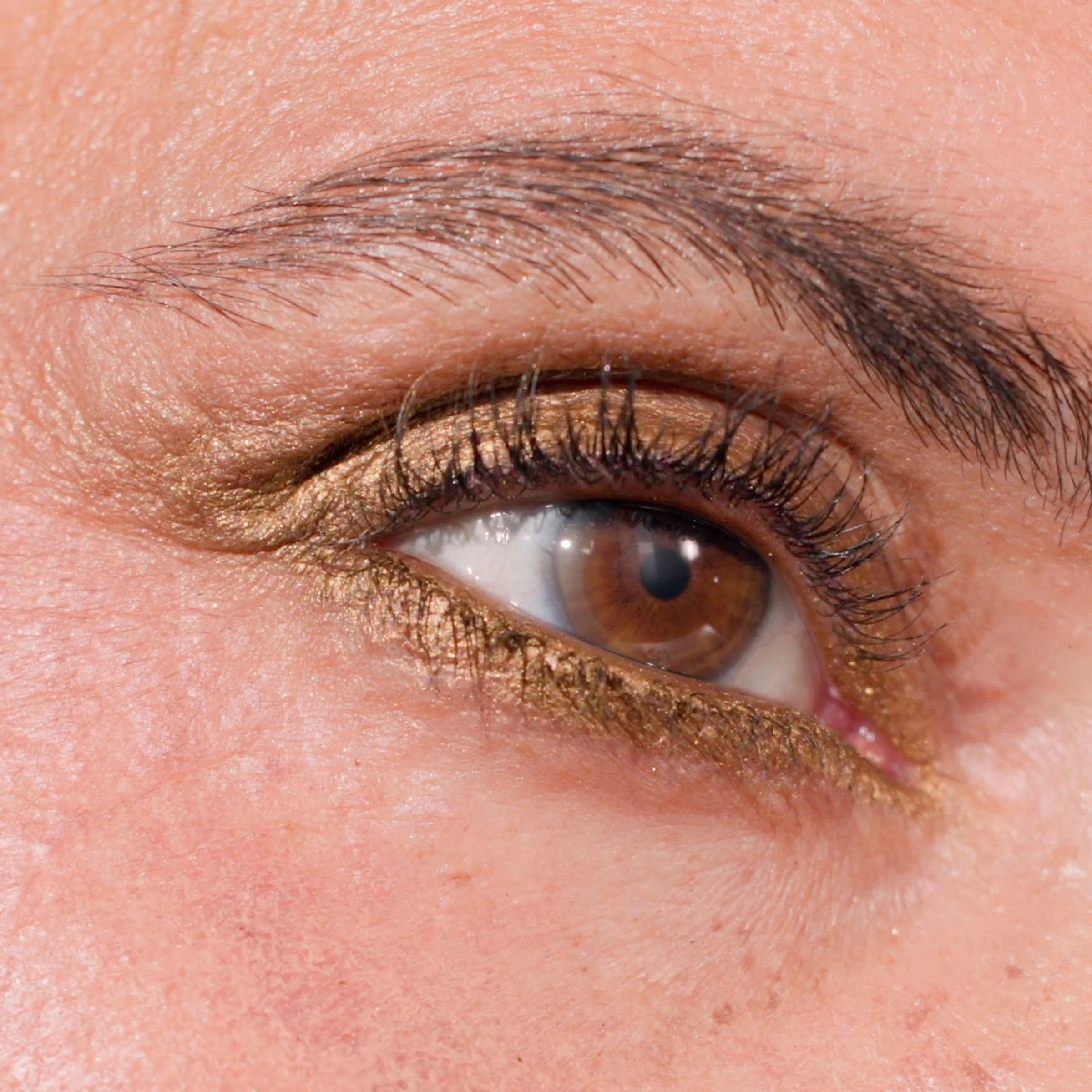 Velvet Love Eyeliner Pencil (Metallic Bronze)